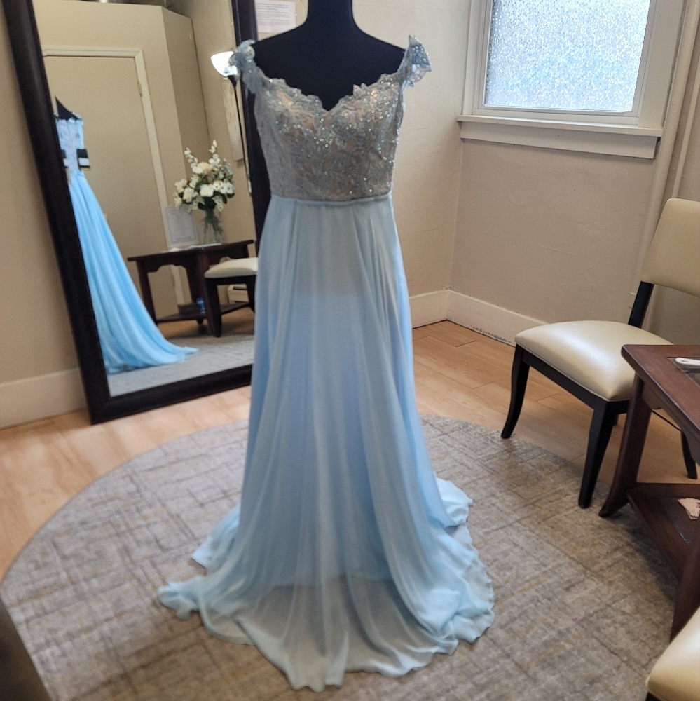 La Femme NWT
